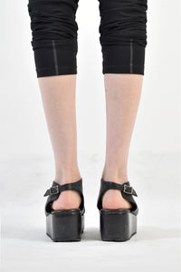 1801-BO04L Black Metal Sandal PMD