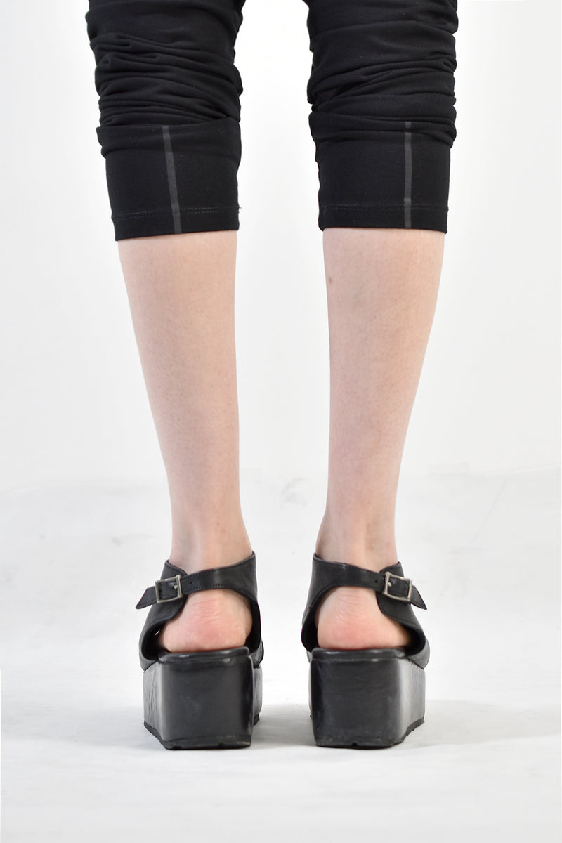 1801-BO04L Black Metal Sandal PMD