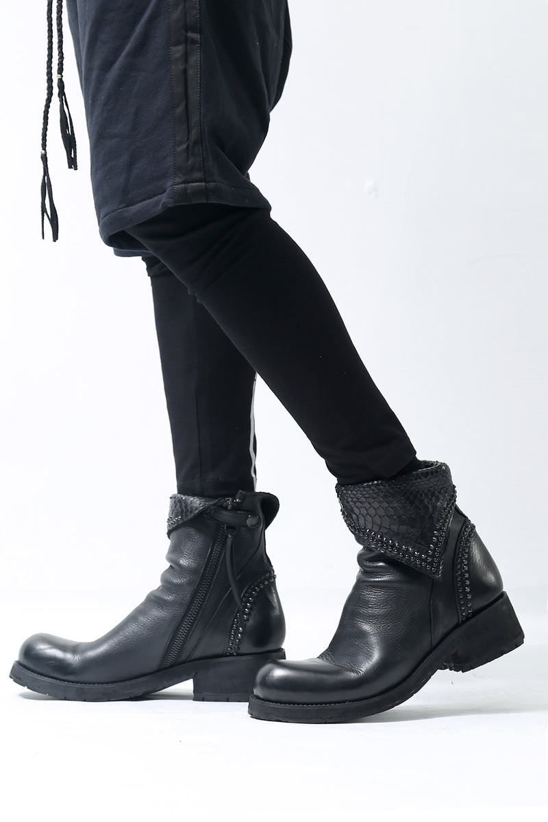 1602-BO03 Crush Short Boots