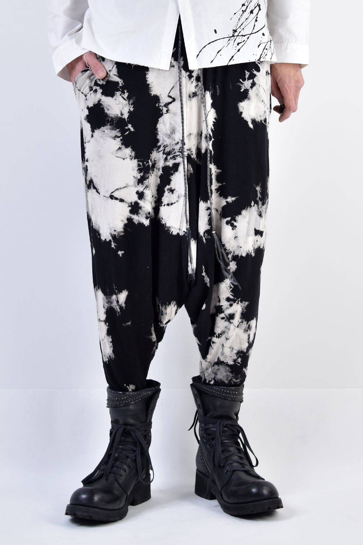 2002-PT08B Tie Dye Viscose Triangle SRL