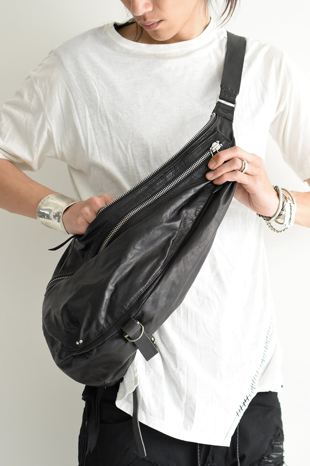 1901-BG01 Double Zip L.A Bag