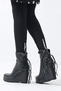 1602-BO02L Crush Braided Boots