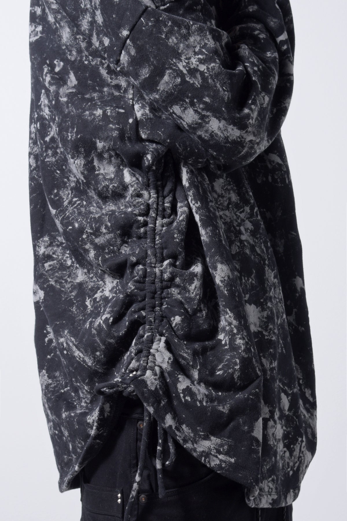 2202-TP04 Flake Discharged Side Shirring Top