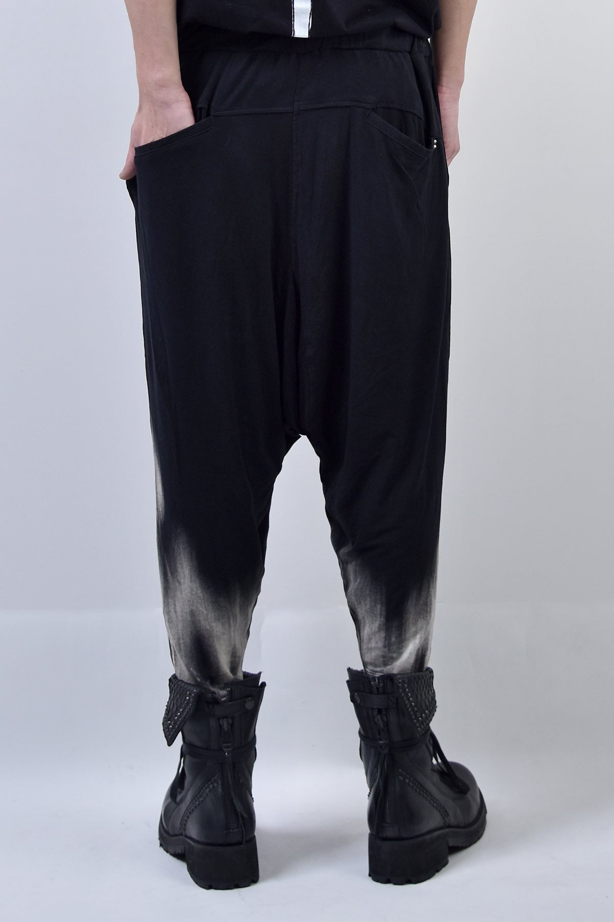 2101-PT04B Discharged Viscose Triangle Pants 02