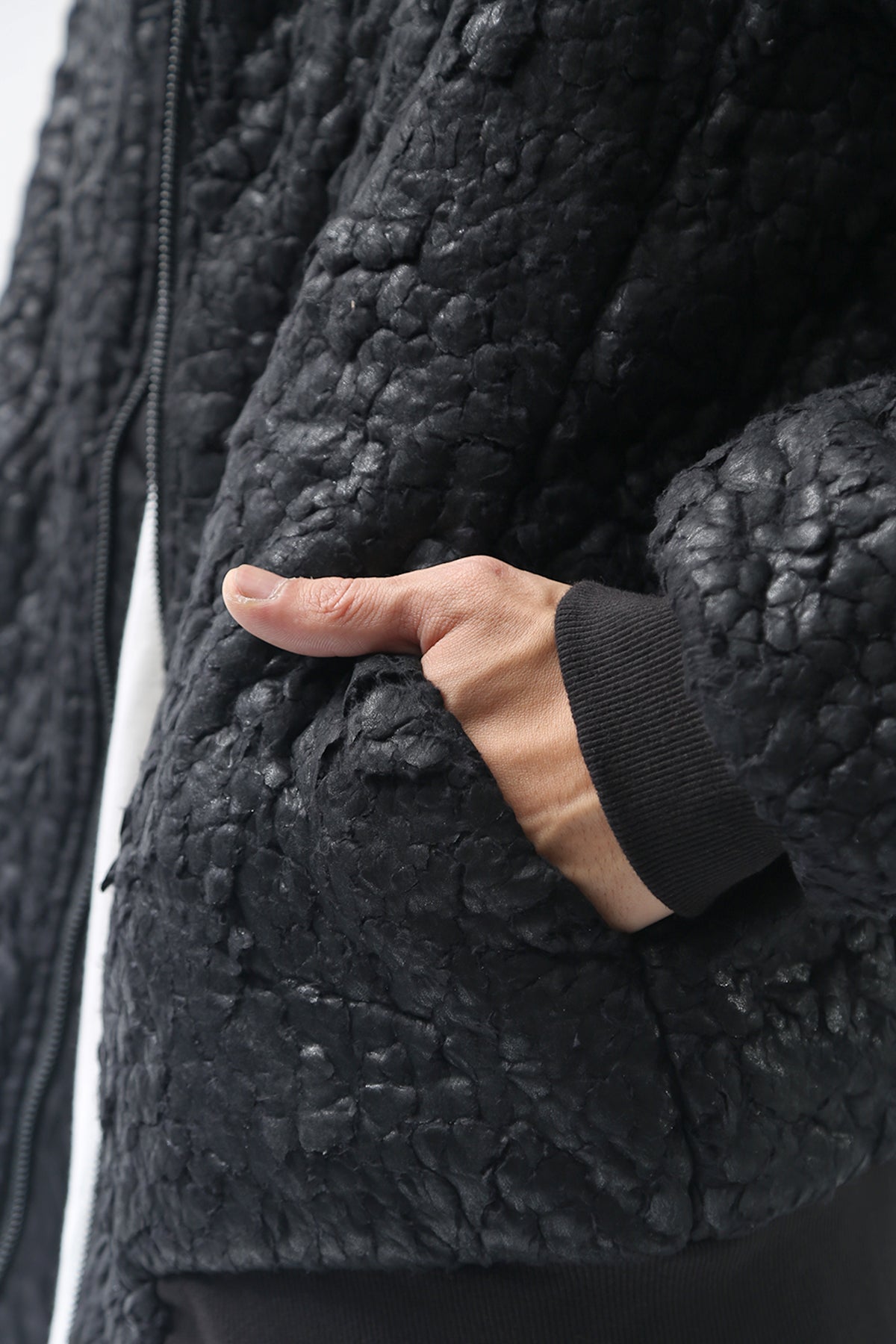 1902-JK04B Coating Boa JKT 02