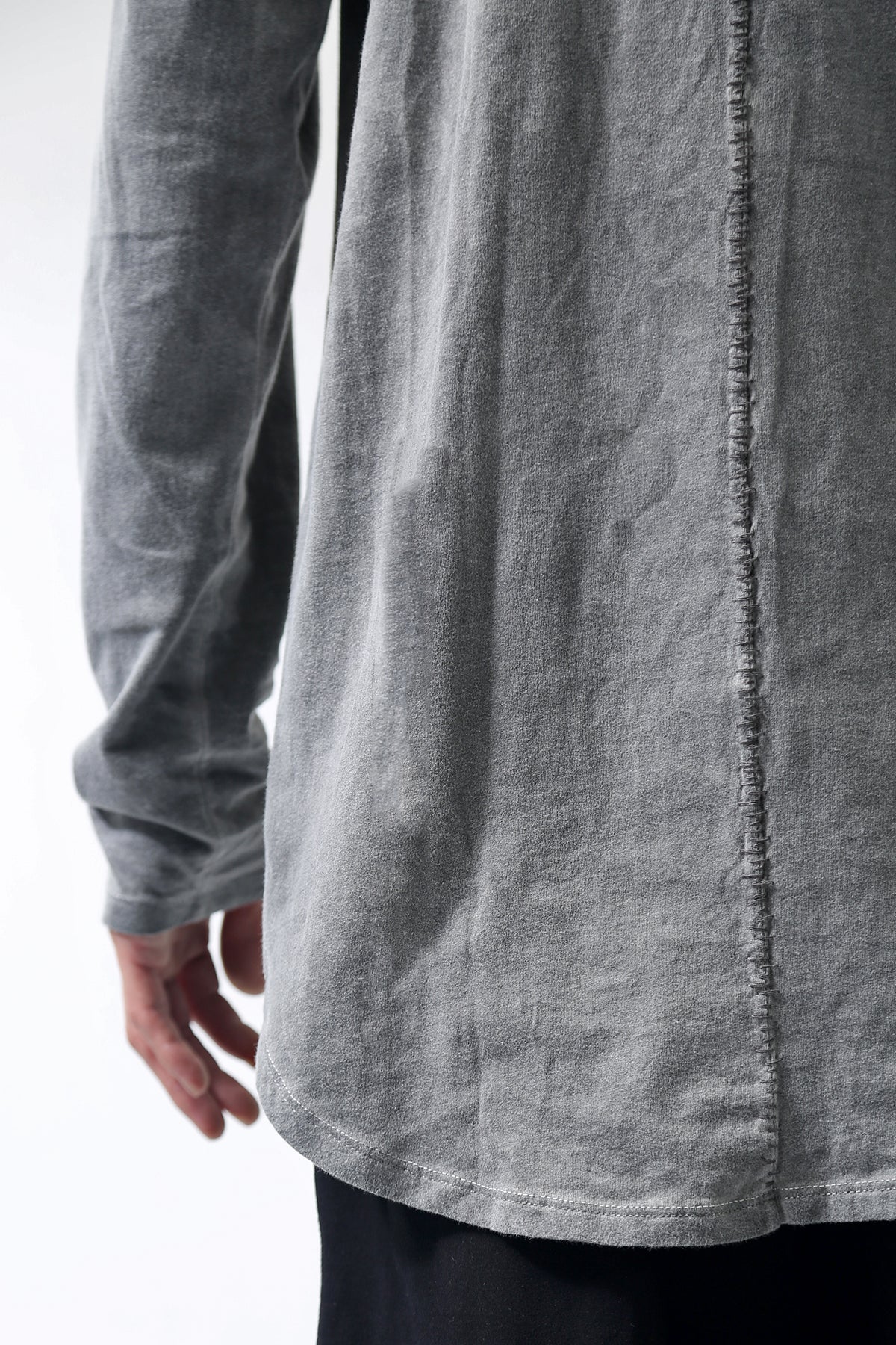 1902-CT02/LS Back Stitch Crush Cut / LS Charcoal