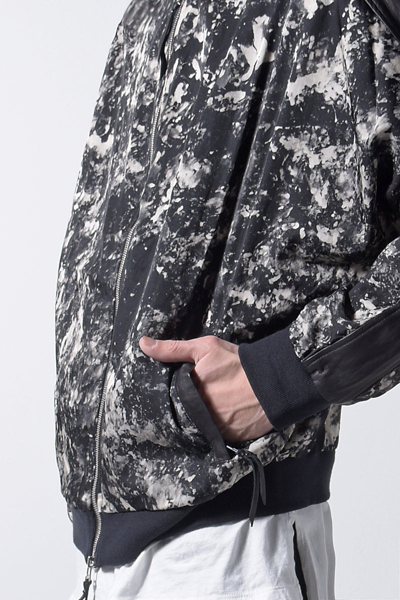 2202-JK04B Flake Discharged Dolman