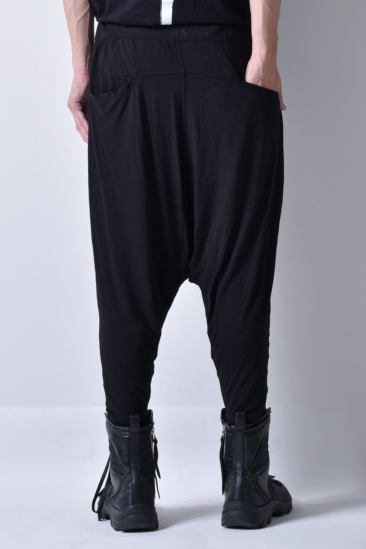 2101-PT04A Viscose Triangle Pants 02