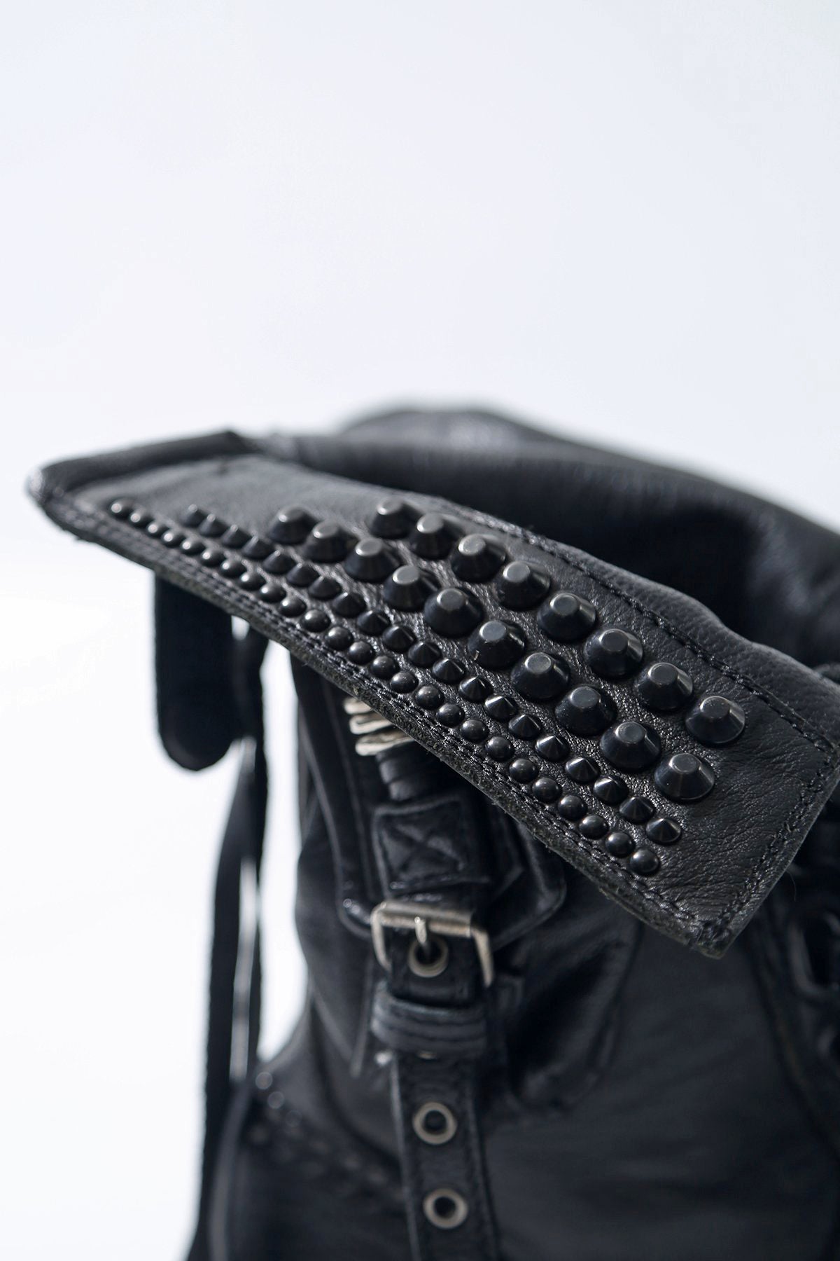 1602-BO07 Chrome Boots 10