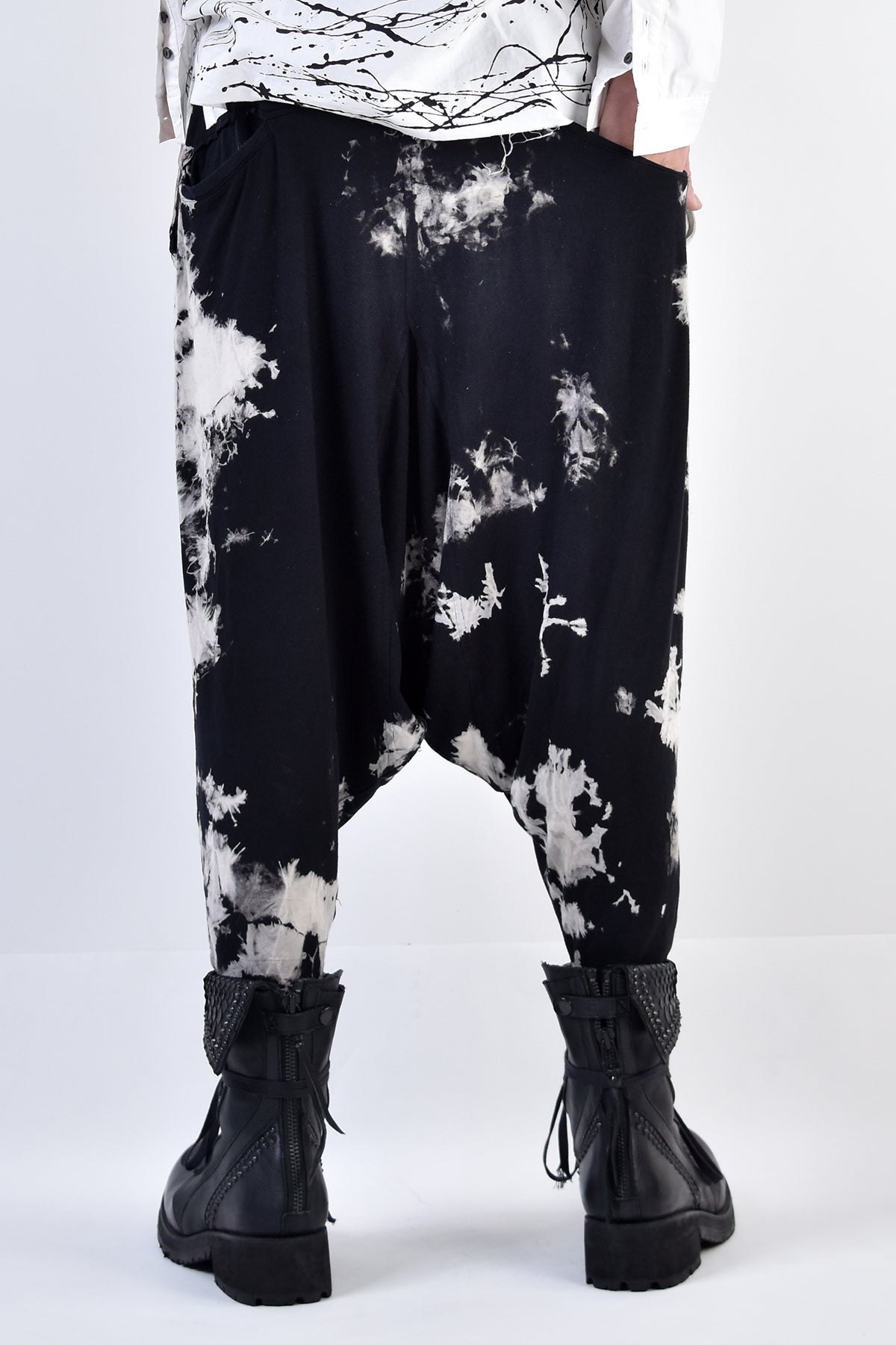 2002-PT08B Tie Dye Viscose Triangle SRL