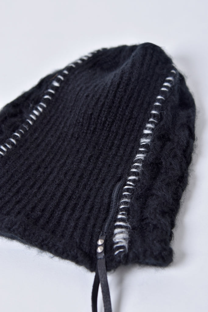 2002-KT05 Cable Mohair Beanie 02 Black
