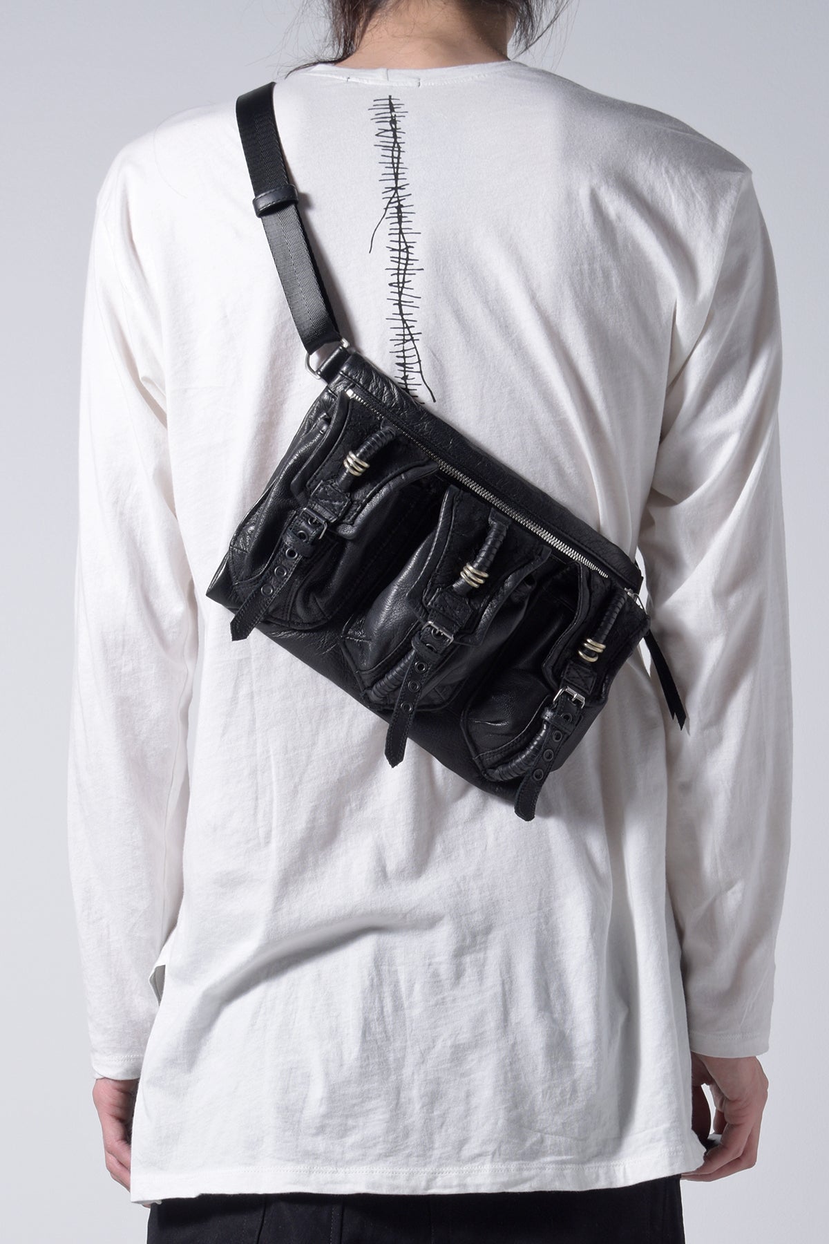 2202-BG06 Chrome Square Pouch