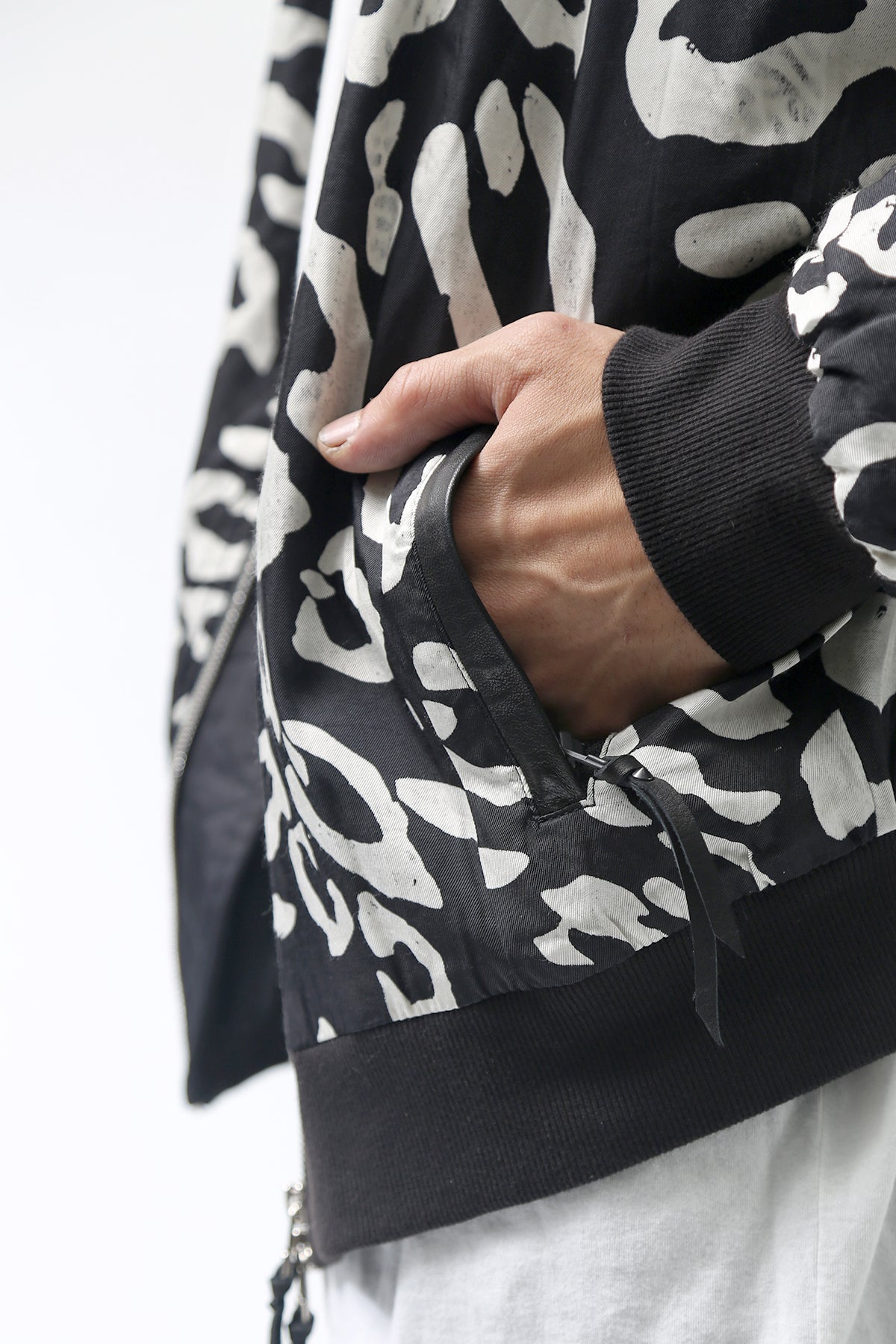 1902-JK05 Leather Combi Dolman JKT / LP Black