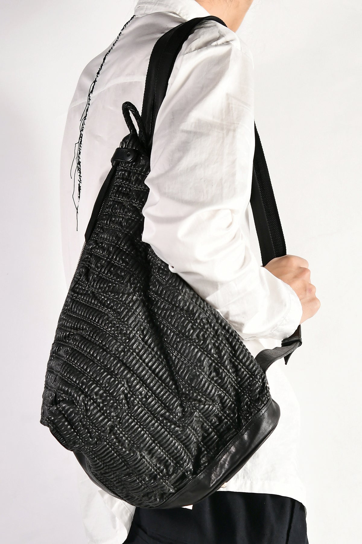 KMRii ケムリ 2021 A/W Bismuth Triangle Backpack ビスマス