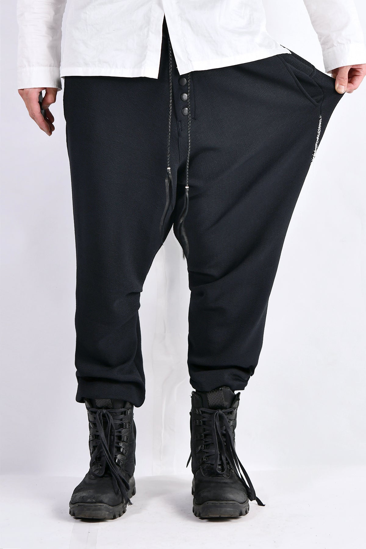 2102-PT06 Nylon Stretch Track Pants Black