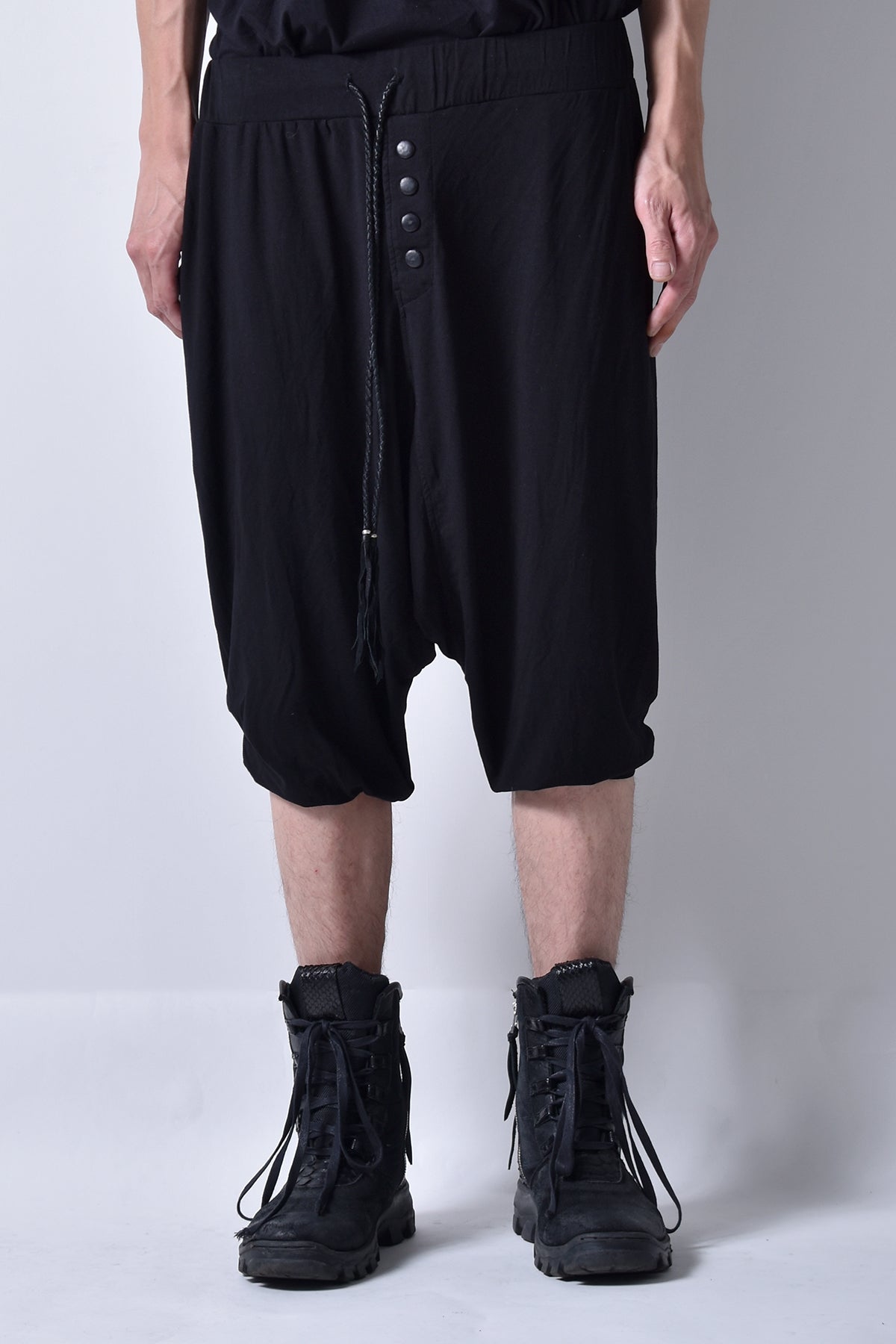 2101-PT04A Viscose Triangle Pants 02