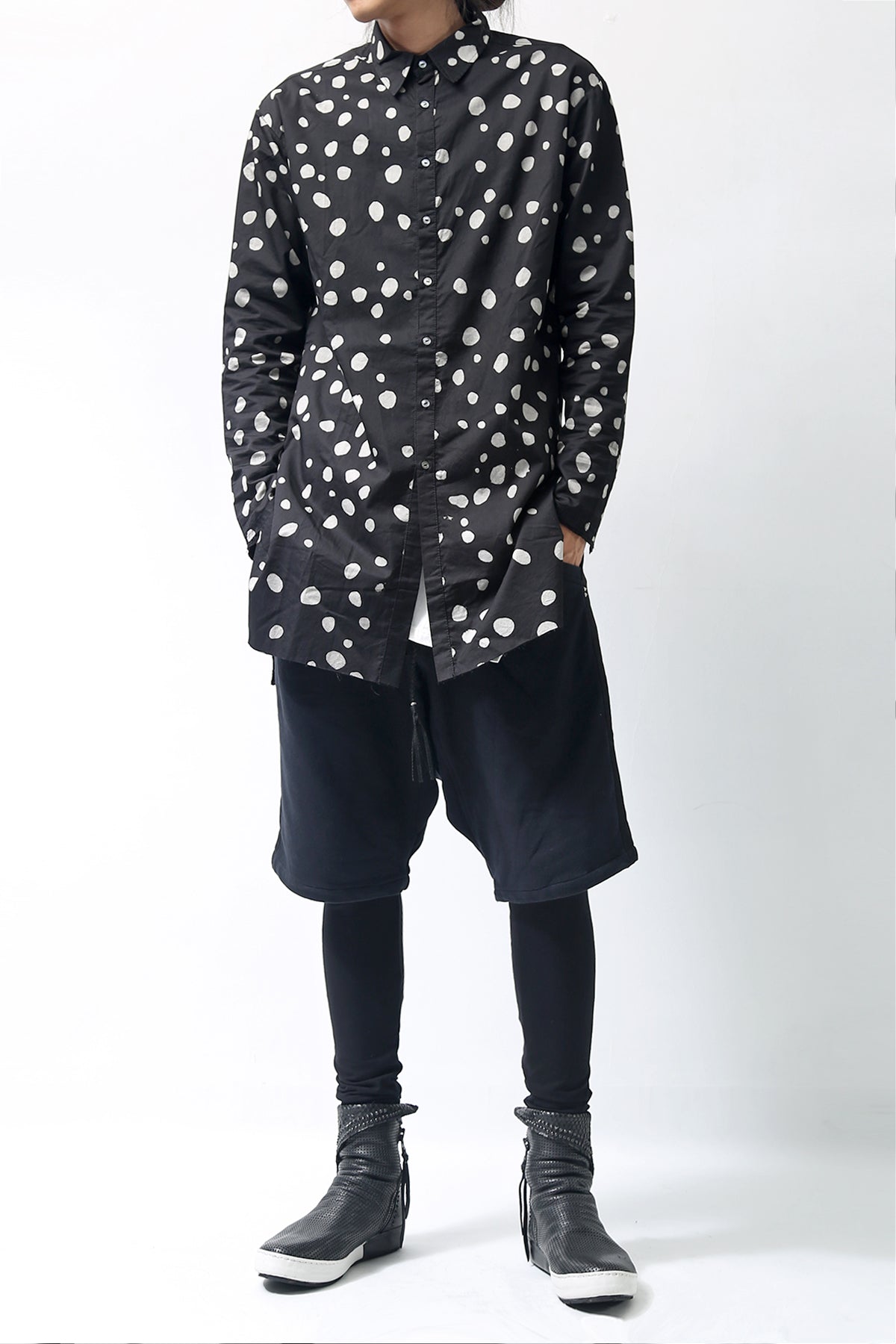 1902-SH01 Polka Dot Long Shirt Black