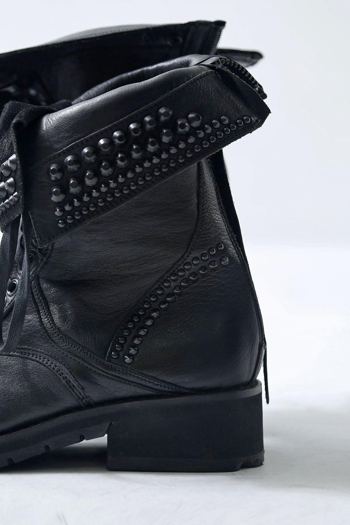 1602-BO07 Chrome Boots 10