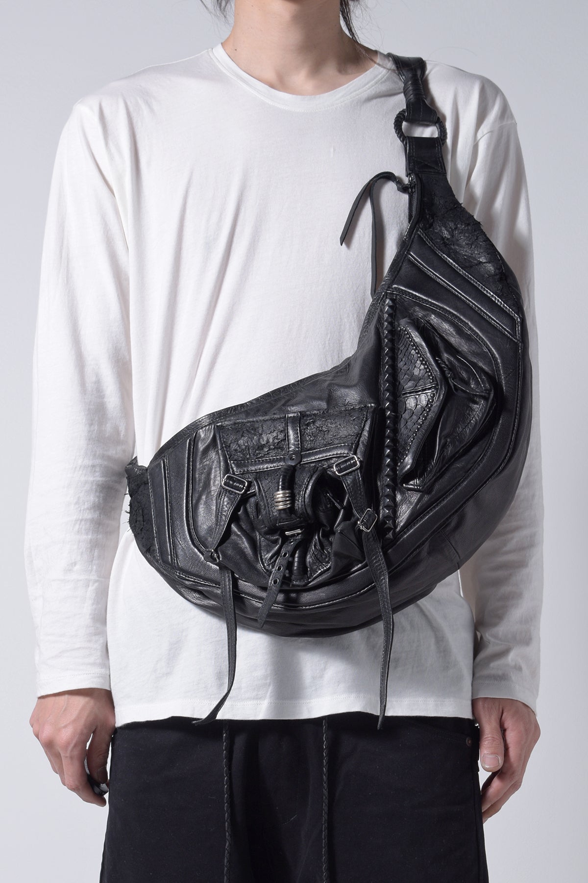 2202-BG05 LA Chrome Bag 03