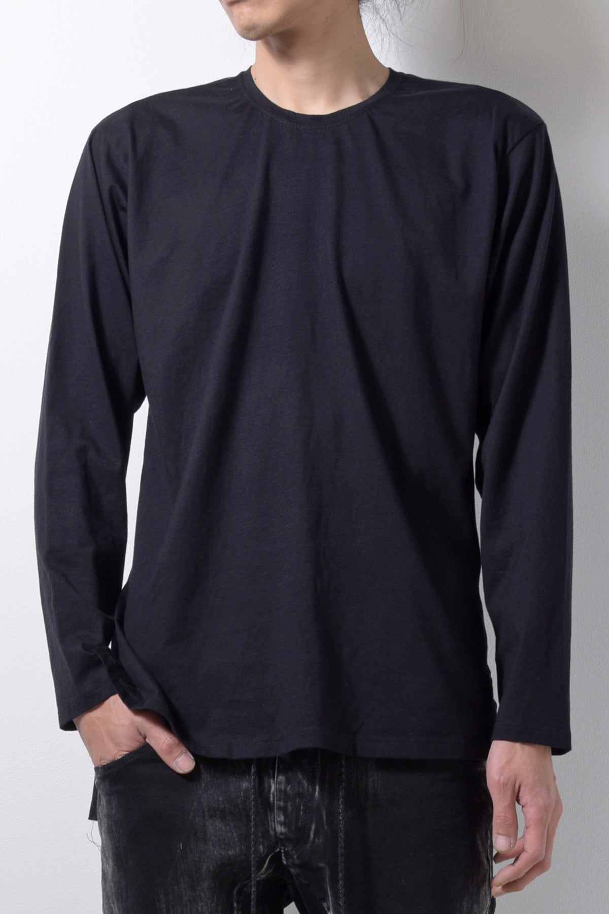2201-CT02/LS Monolith Cut / LS Black