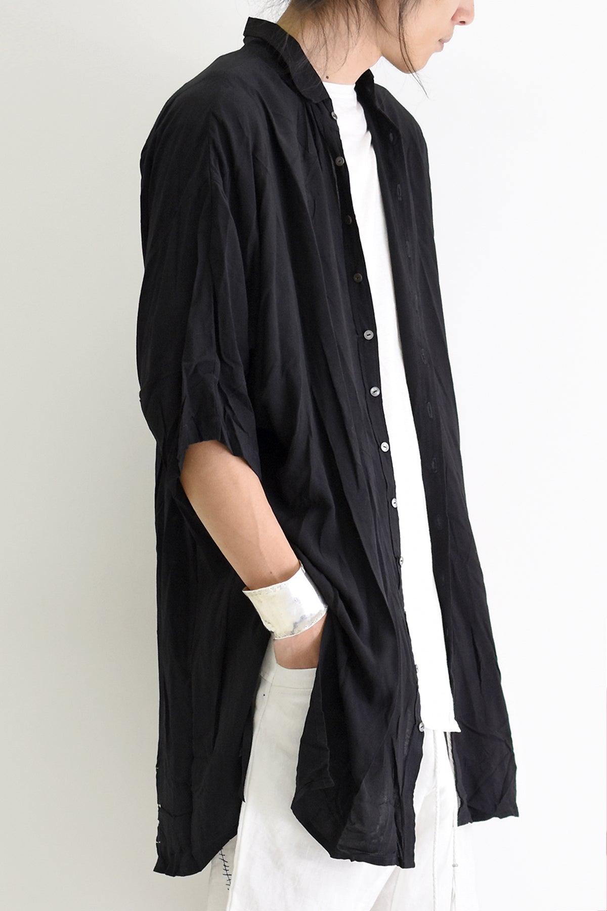 1901-SH03B Tesla Rayon Lazy Shirt Black