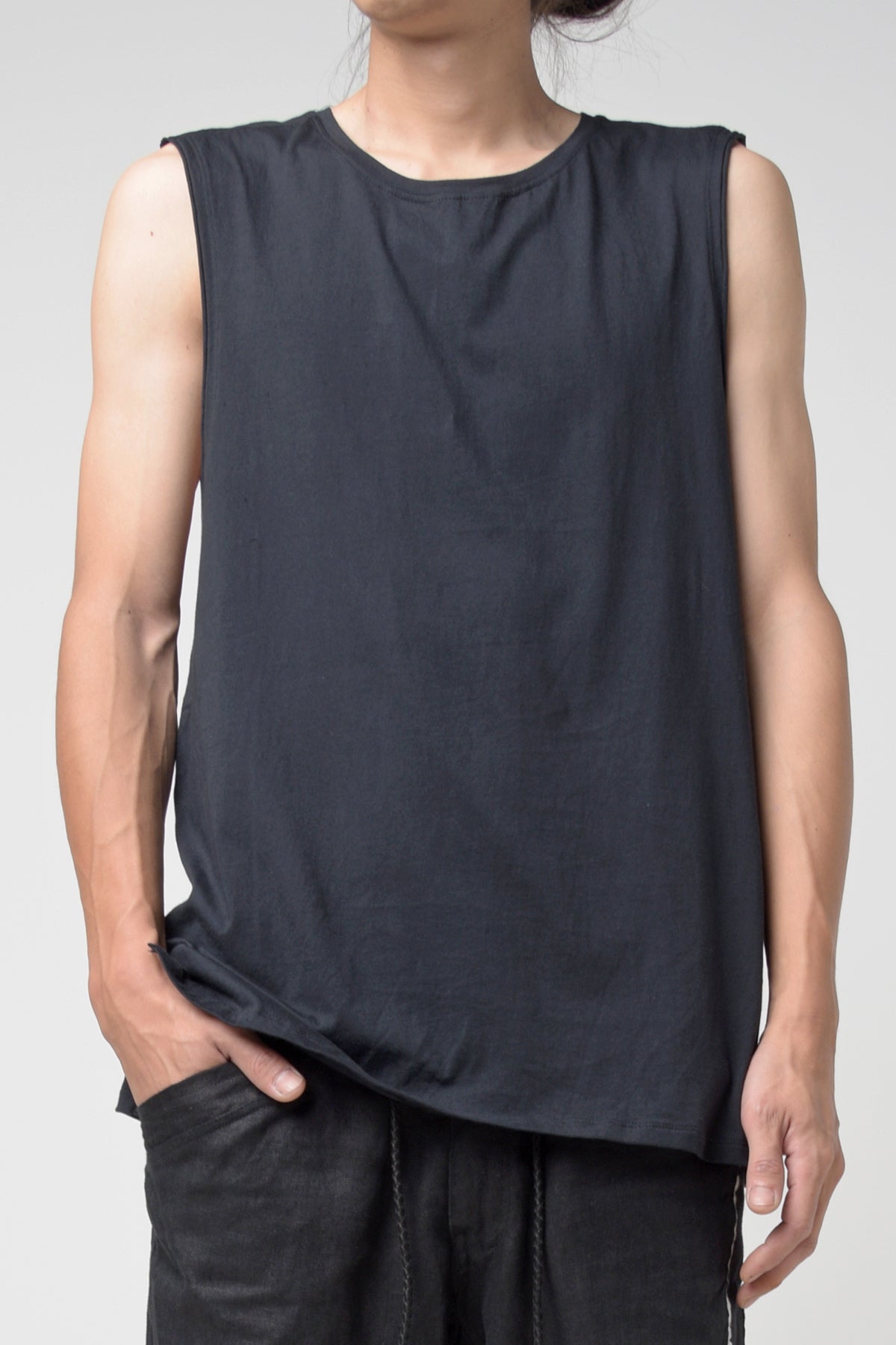 2301-CT02/SGL Discharged Stealth Cut 03 / SGL Black