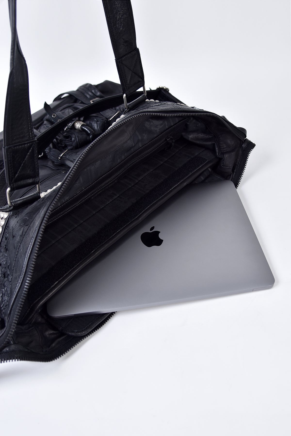 1301-BG07 White Estoc Laptop Bag