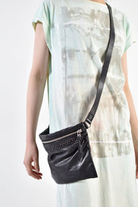 1902-BG05 Stingray Square Pouch