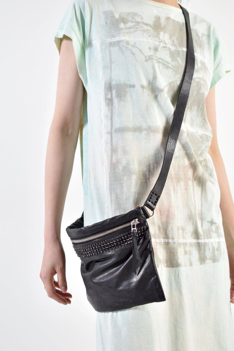 1902-BG05 Stingray Square Pouch