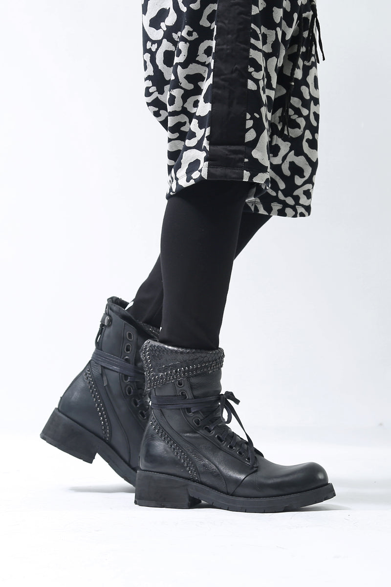 1702-BO03A Crush Chrome Boots 03