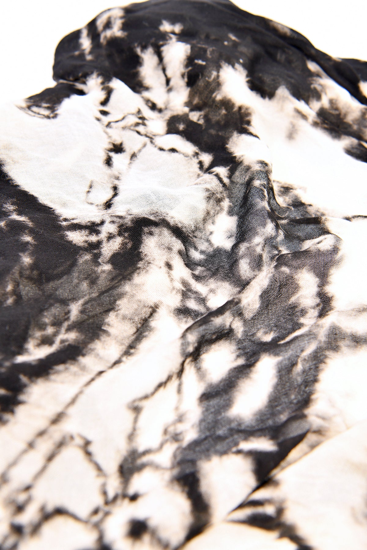 2102-ST04 Tie Dye Stole 02