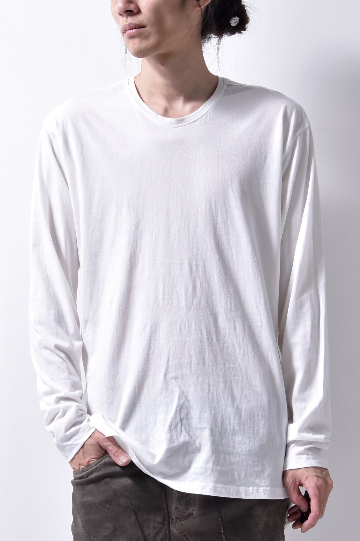 2102-CT01/LS World's End 04 / LS White