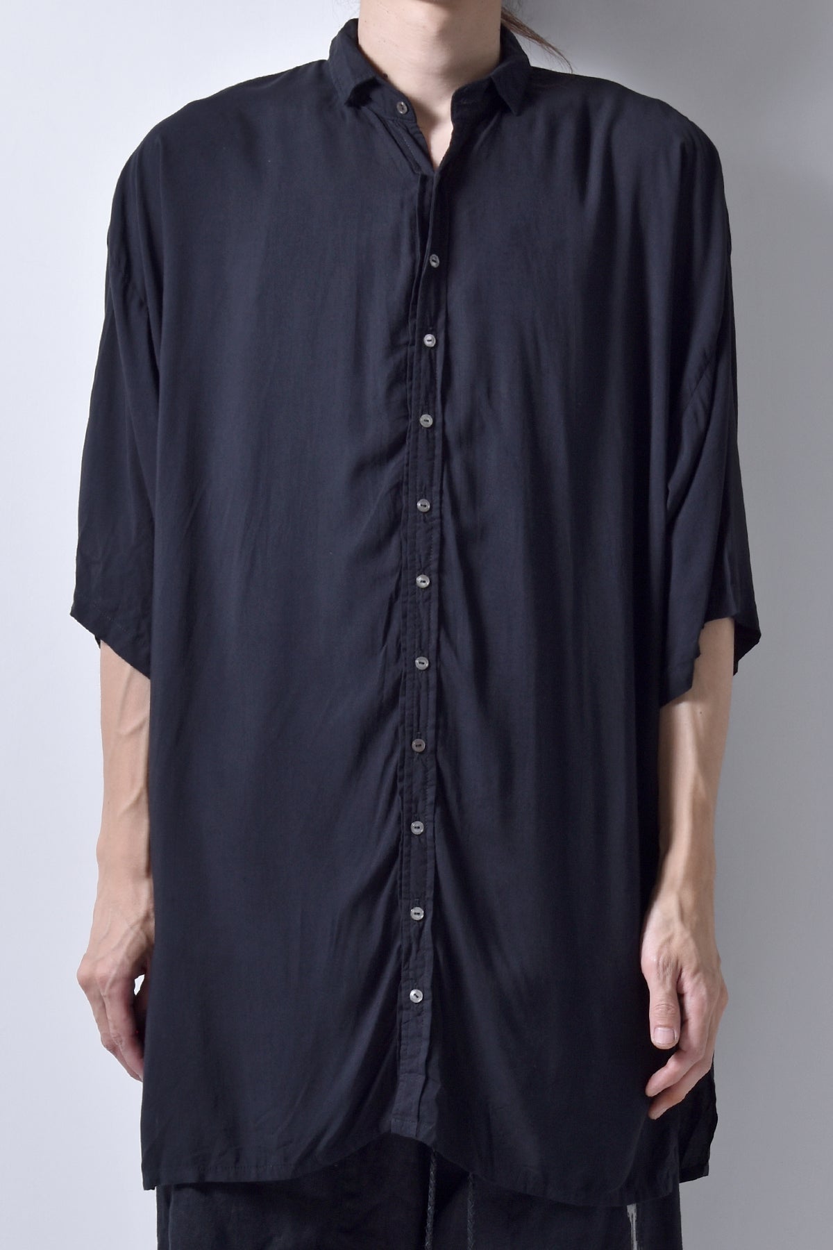 2101-SH05 Stealth Rayon Lazy Shirt_Black