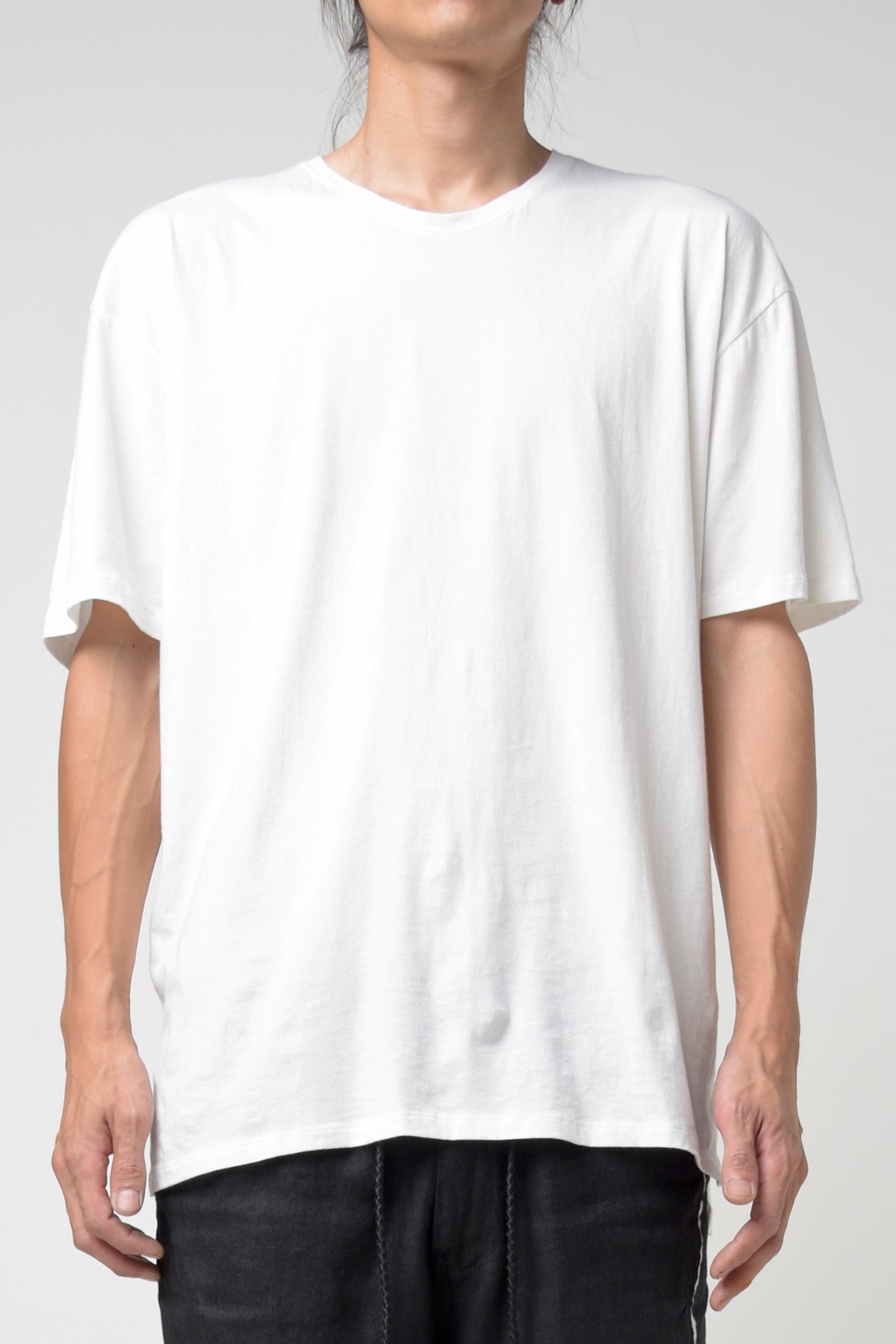 2301-CT02/SS Discharged Stealth Cut 03 / SS White