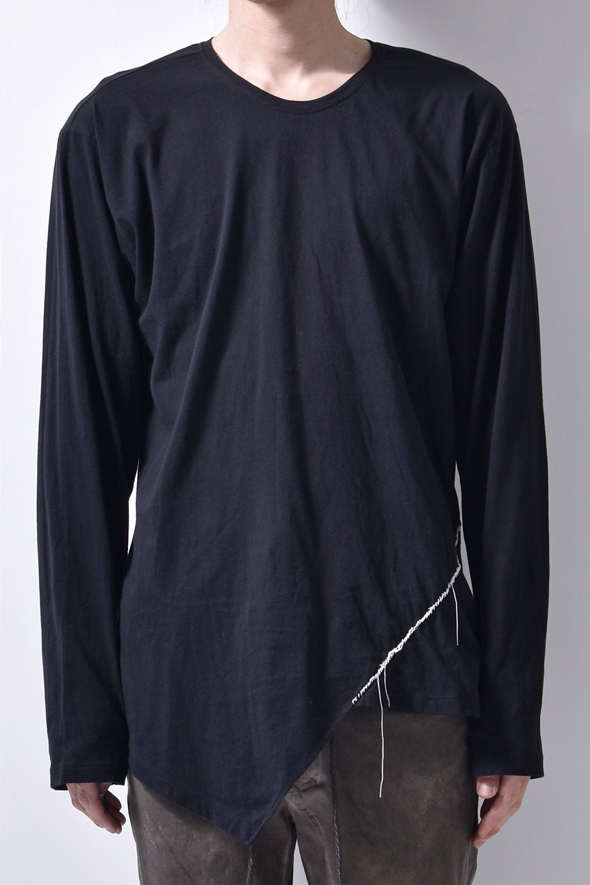 2102-CT02/LS Slash Cut 04 / LS Black