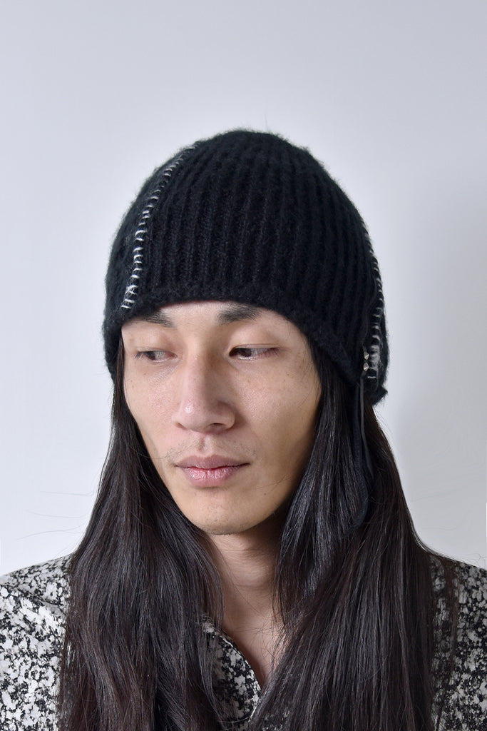 2002-KT05 Cable Mohair Beanie 02 Black