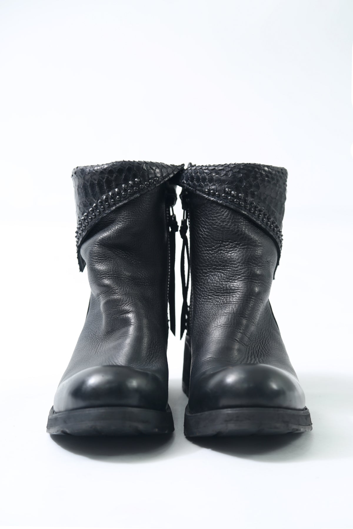 1602-BO03 Crush Short Boots