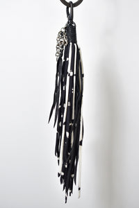 1802-AC01 Feather Hook 09