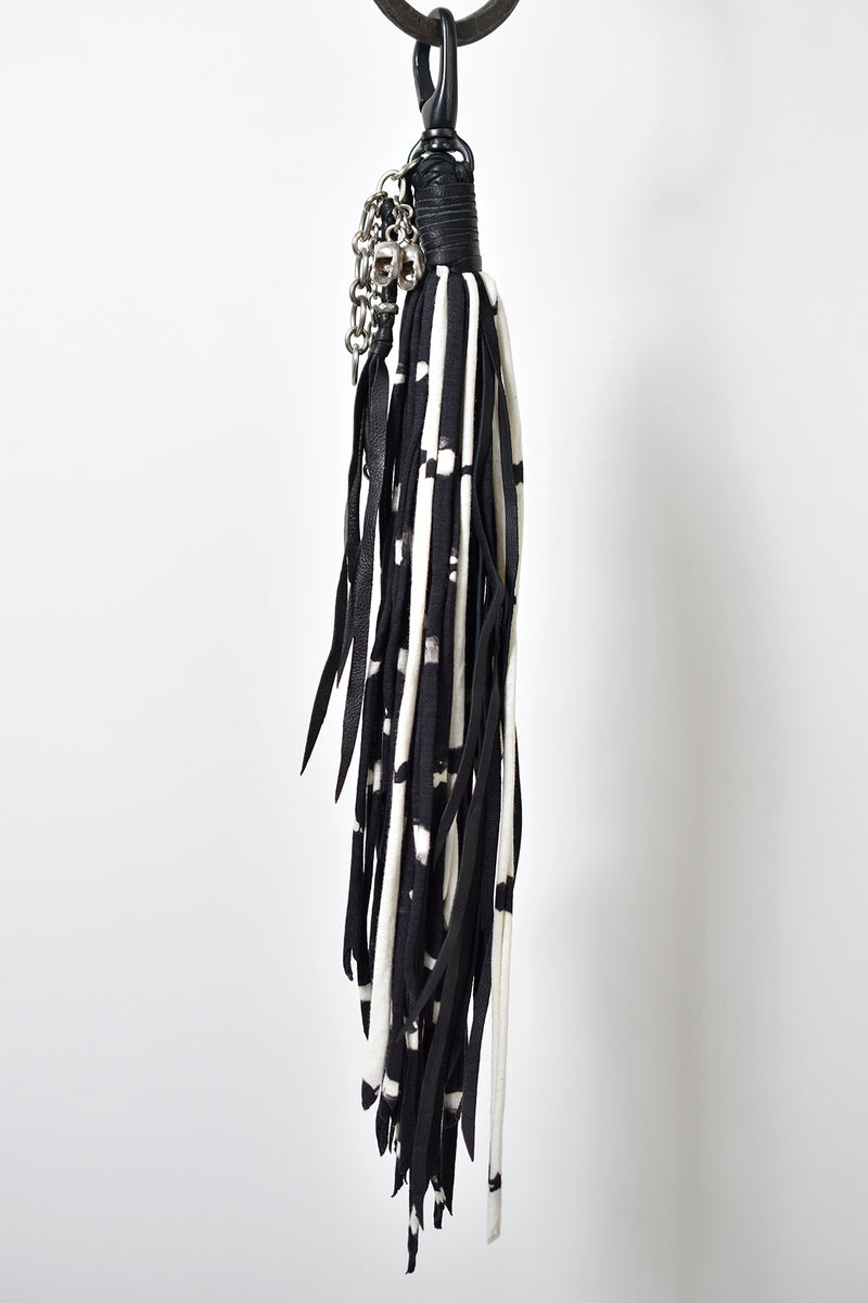 1802-AC01 Feather Hook 09