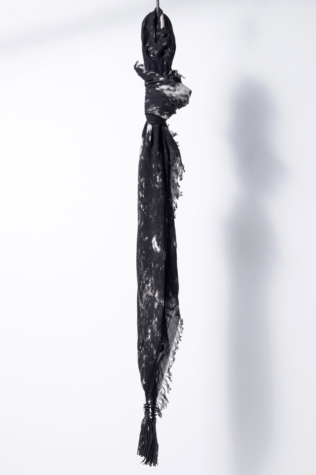 2202-ST01 Flake Discharged Stole