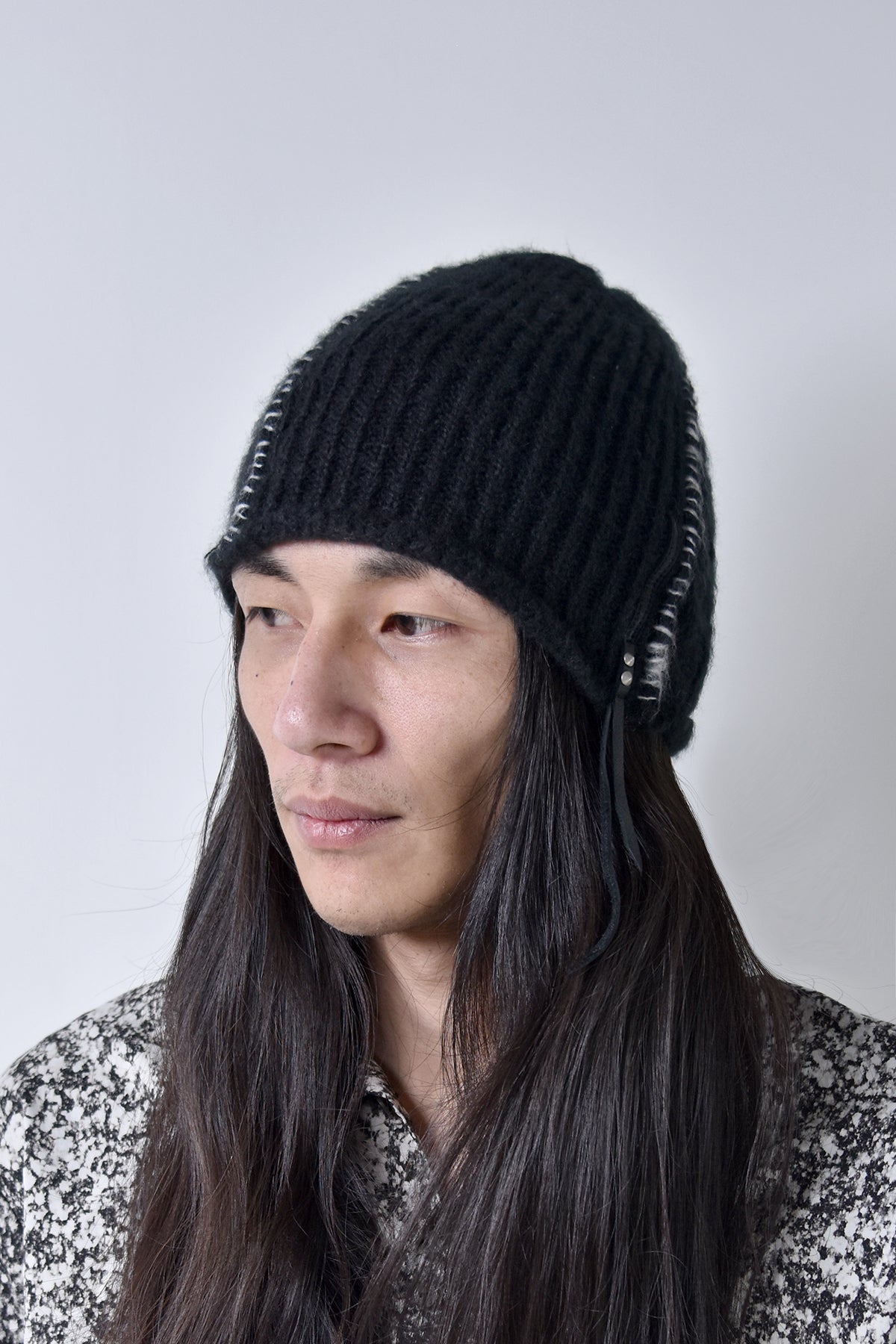2002-KT05 Cable Mohair Beanie 02 Black