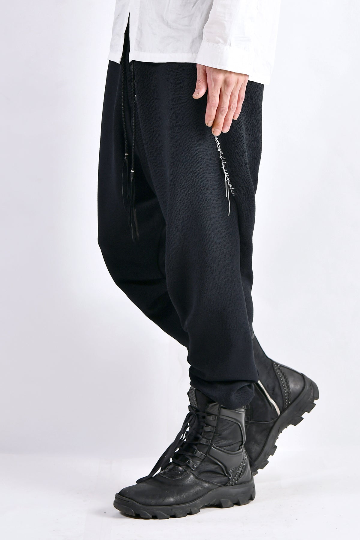 2102-PT06 Nylon Stretch Track Pants Black
