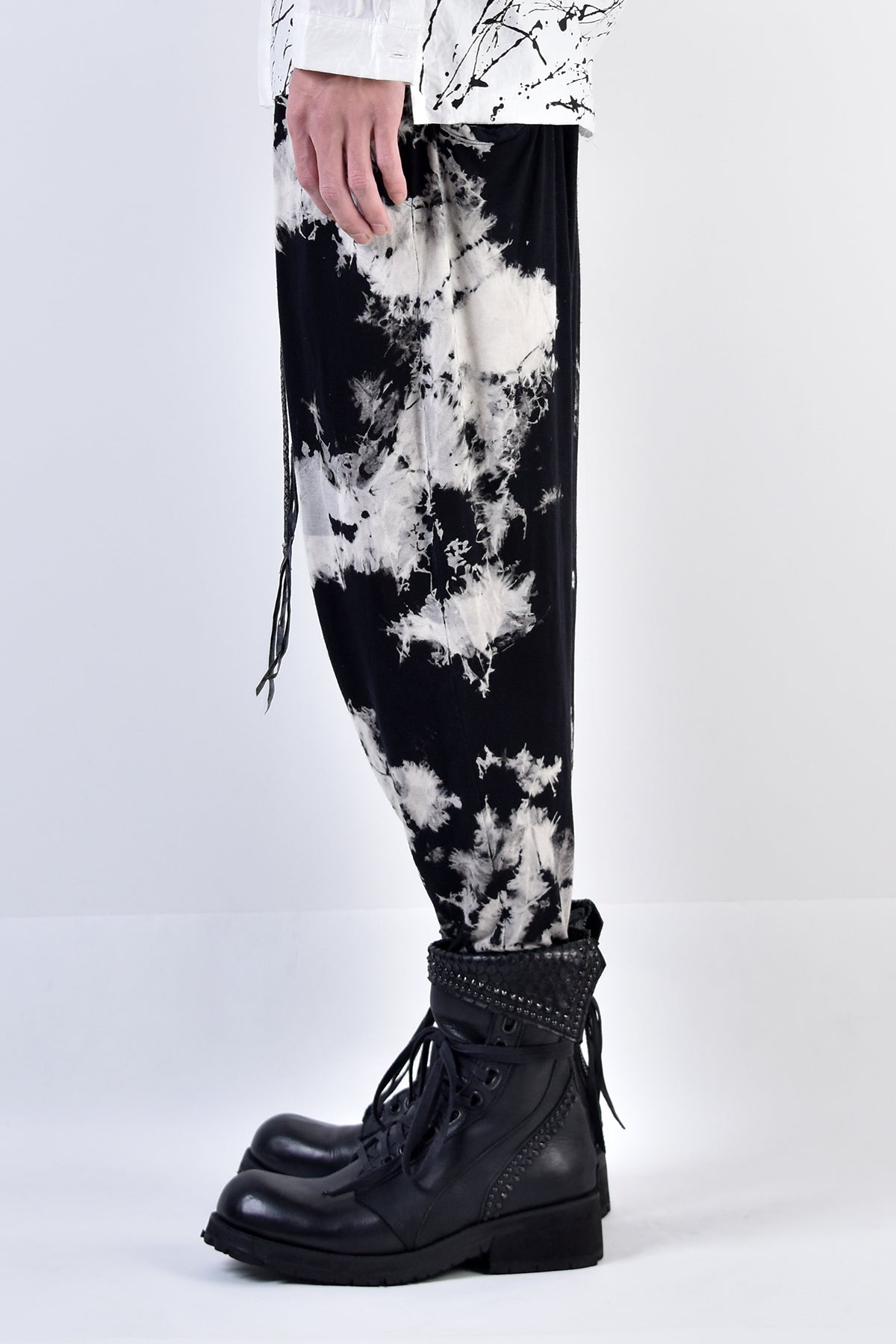 2002-PT08B Tie Dye Viscose Triangle SRL