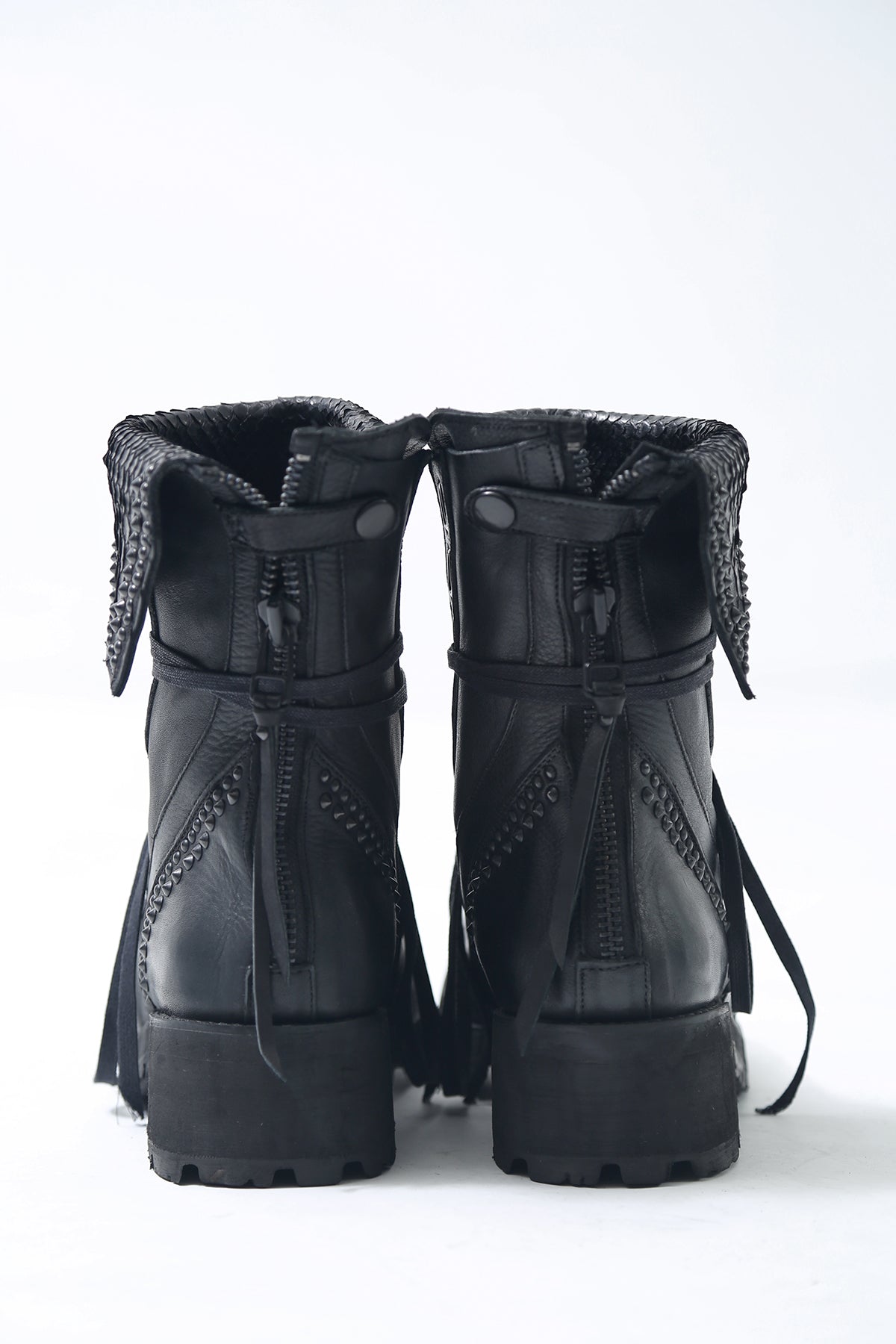 1702-BO03A Crush Chrome Boots 03