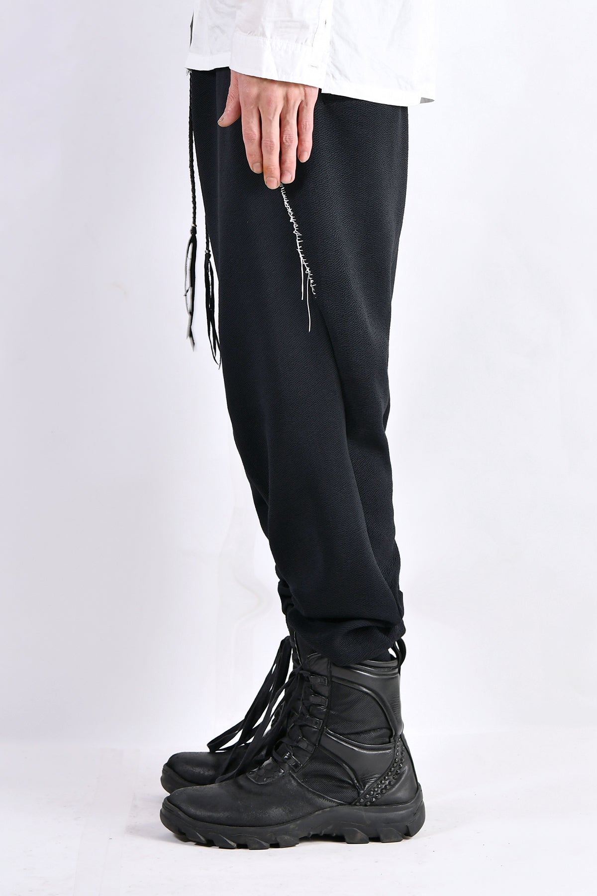 2102-PT06 Nylon Stretch Track Pants Black