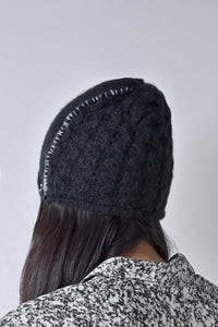 2002-KT05 Cable Mohair Beanie 02 Black