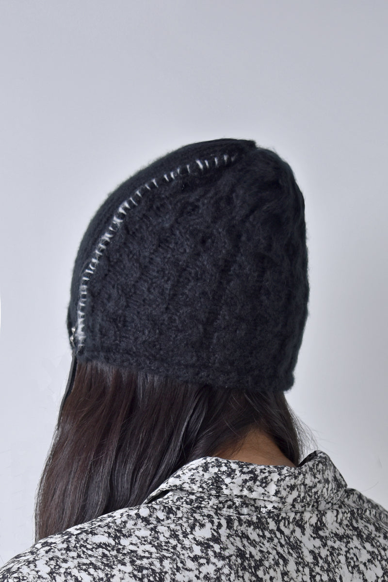2002-KT05 Cable Mohair Beanie 02 Black