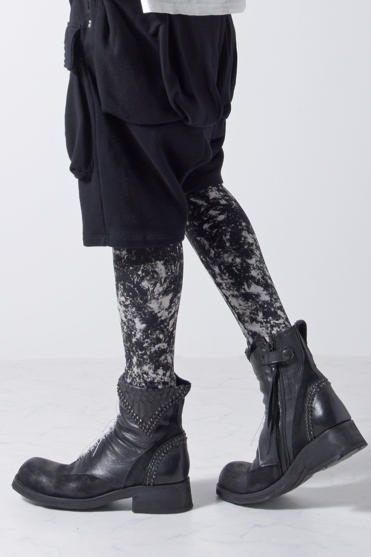 2202-PT07 Flake Discharged Leggings -Men's-