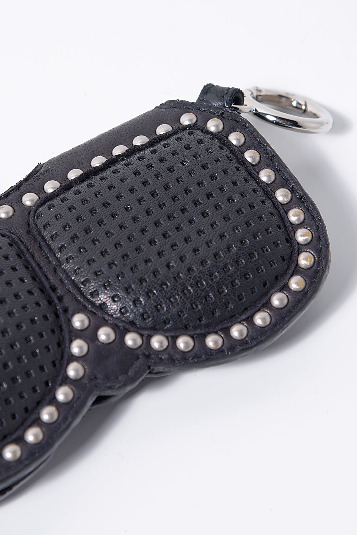 2202-AC03 Drop Shades 02