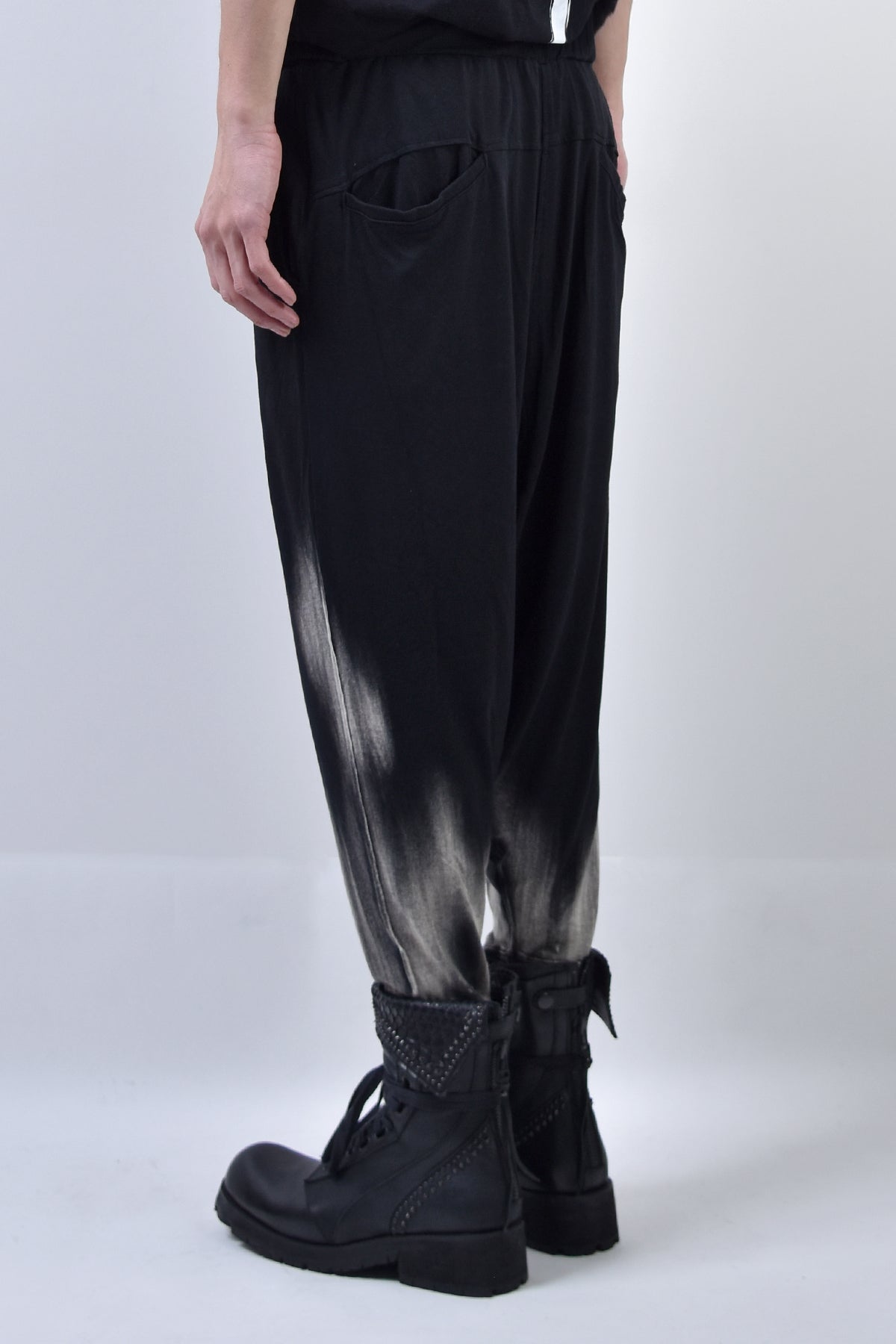 2101-PT04B Discharged Viscose Triangle Pants 02